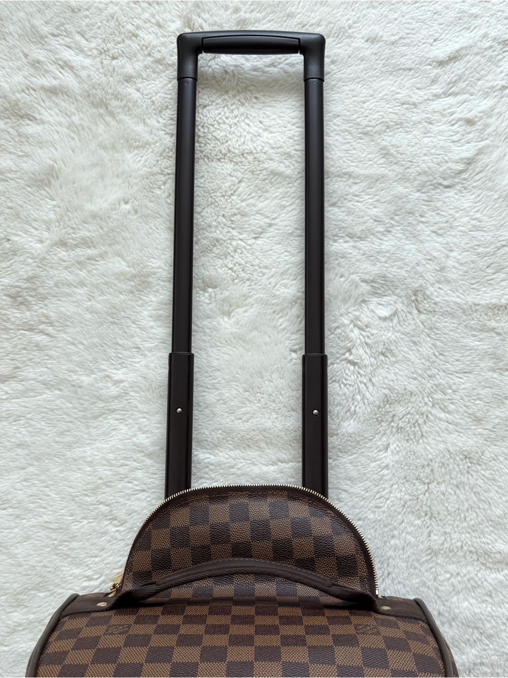 Louis Vuitton travel luggage bag with rolling wheels Authentic Retail 3800$ - Picture 5 of 15
